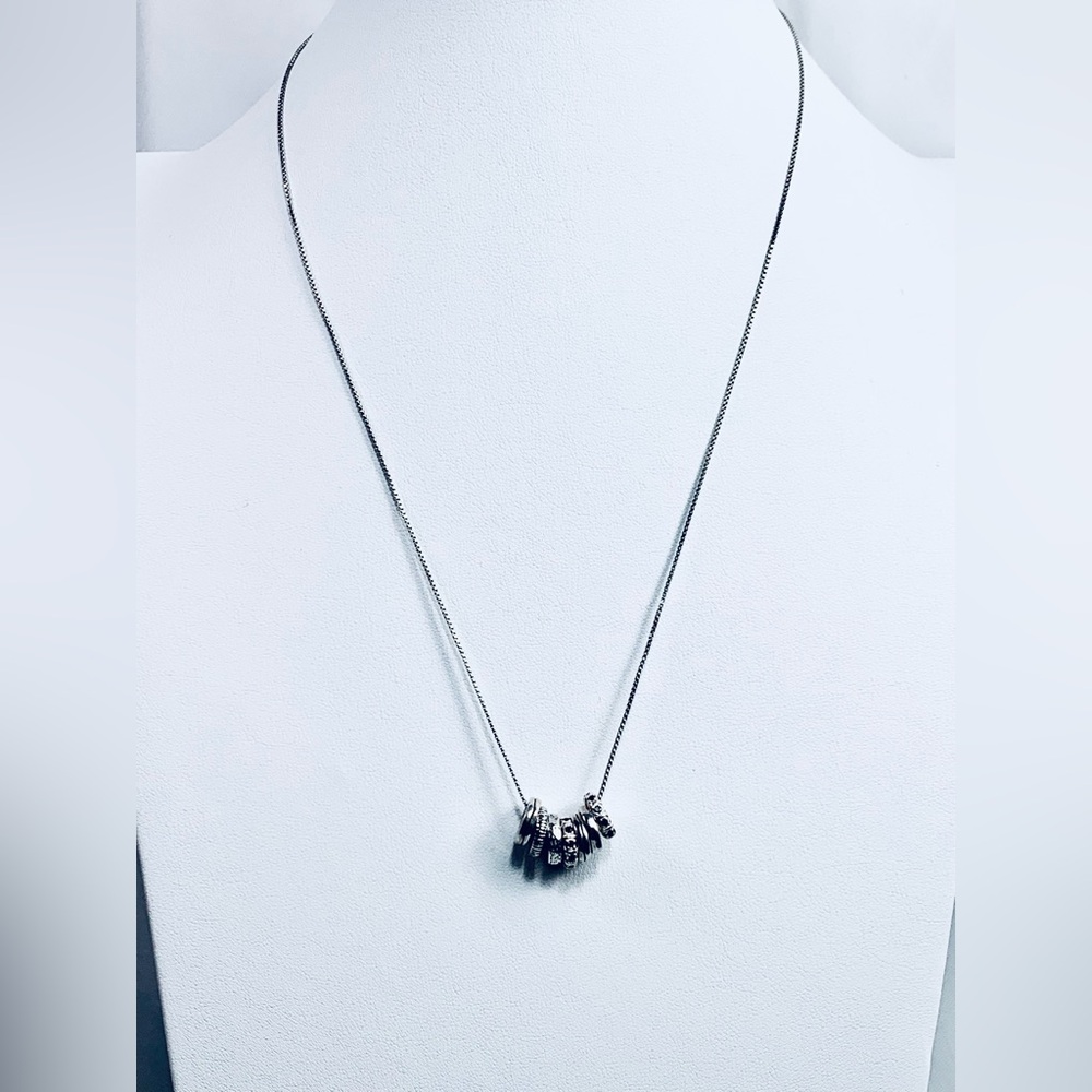 Silpada Rare Sterling Silver & Black Spinel 7-Ring BLACKBIRD Necklace 18”-20”